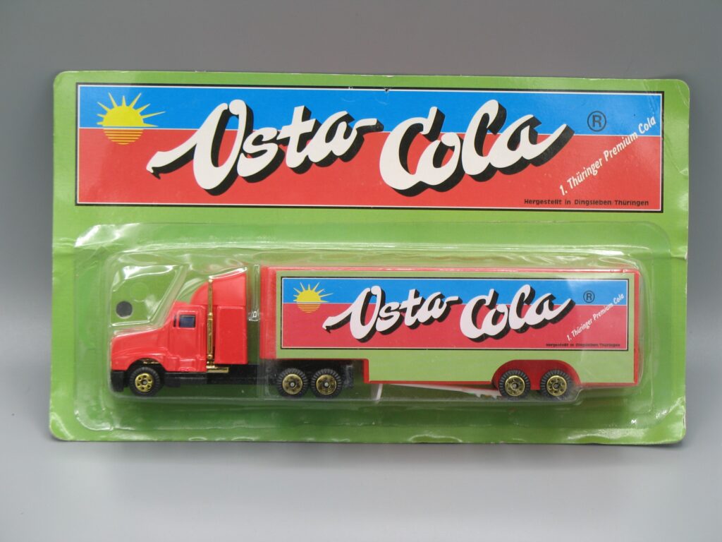 Camion publicitaire semi-remorque Osta Cola - Echelle 1:87