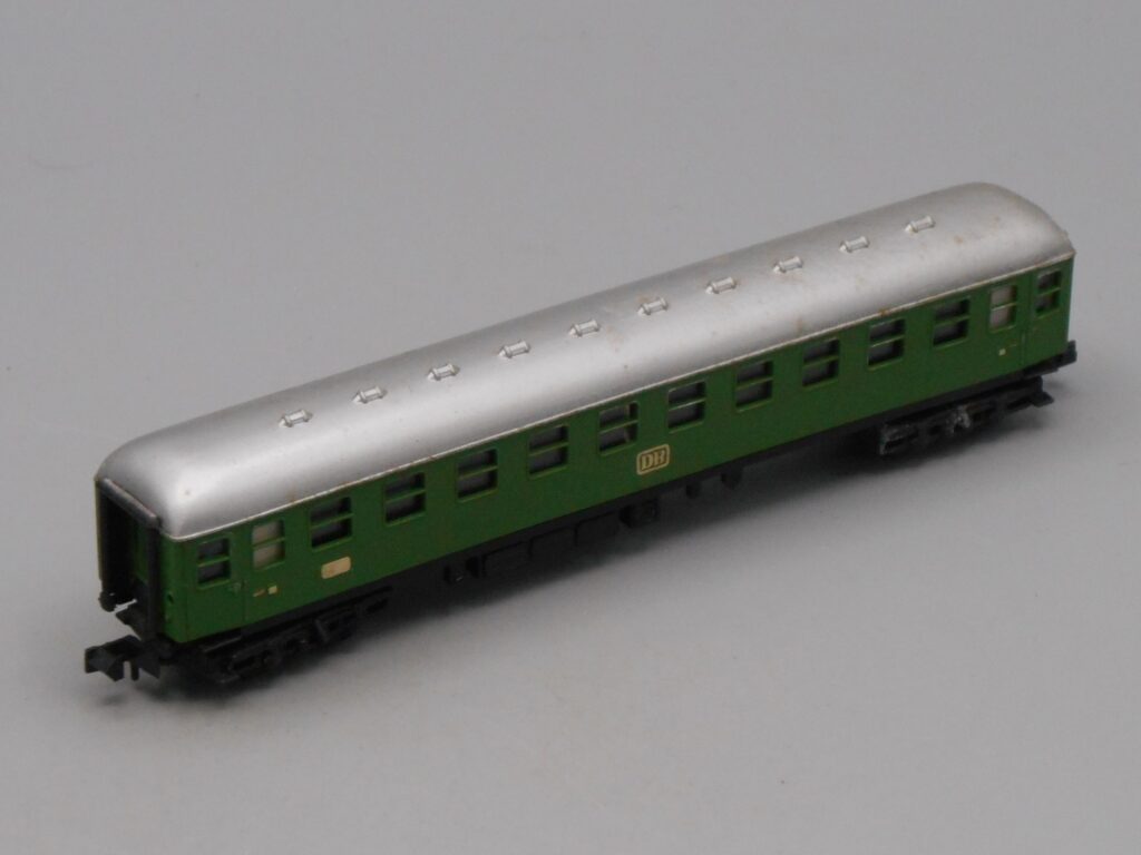 Wagon voiture voyageur DB vert - Arnold Rapido