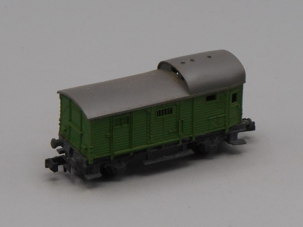Wagon fourgon DB 123697 Essen Pwg vert - Arnold Rapido