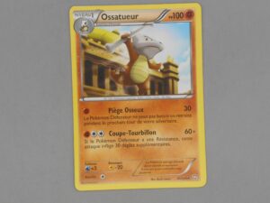 Pokemon Ossatueur - Niv. 1 - 61/124 Etoile - 2012