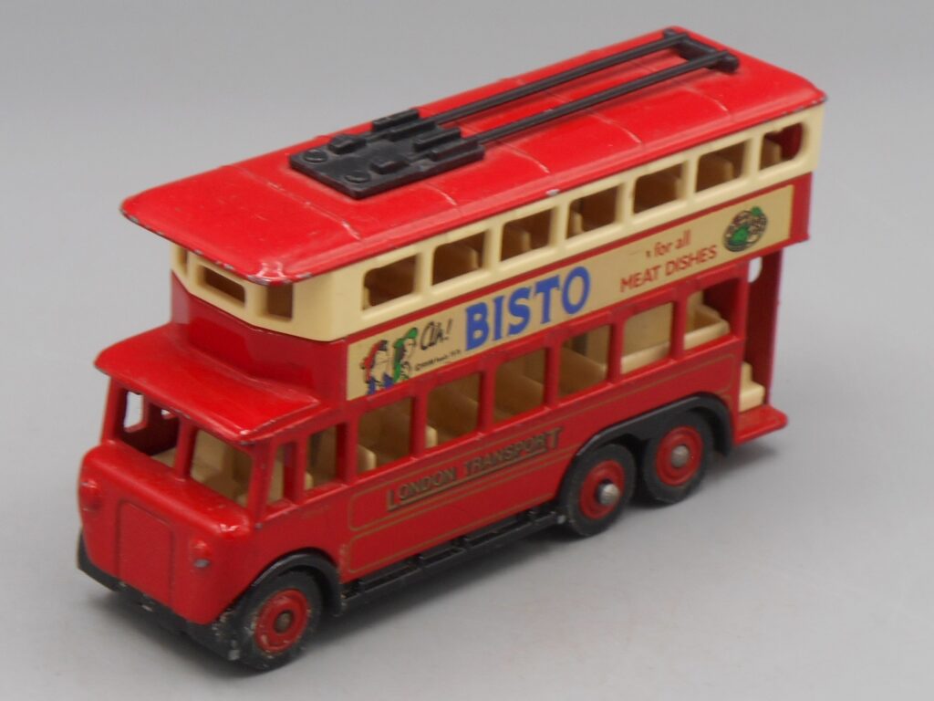 Bus London Transport Bisto - Days Gone by LLedo