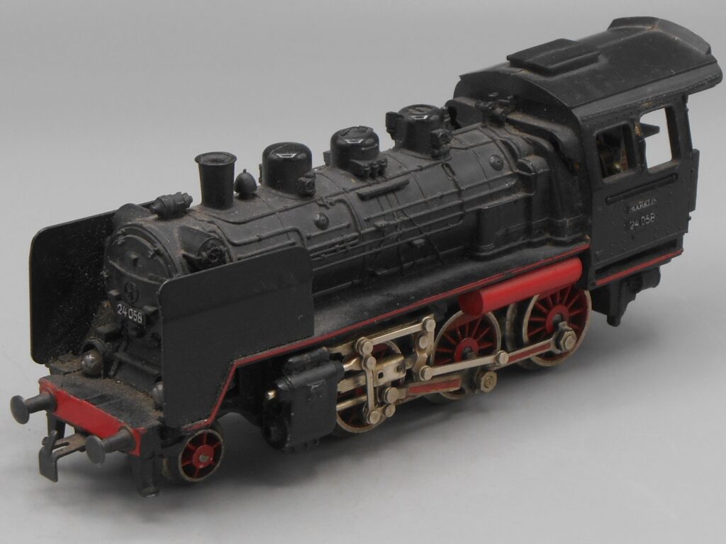 Motrice vapeur FM 800 24058 - 3 rails - Märklin