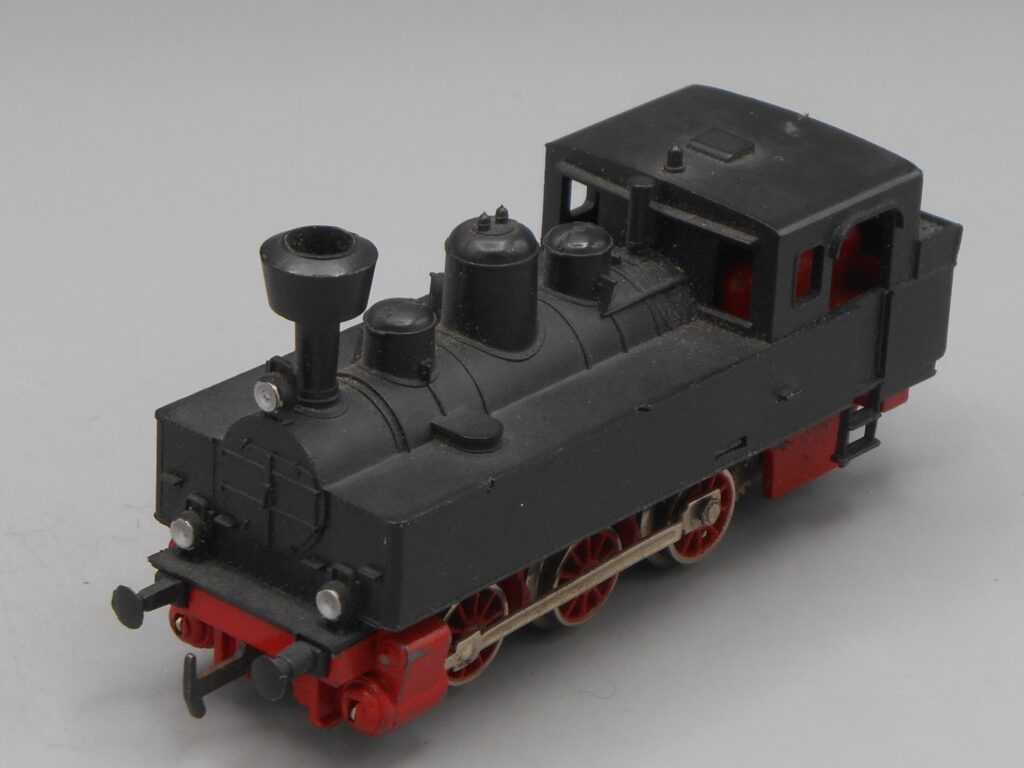 Motrice vapeur sans marquage - 3 rails - Märklin 257492