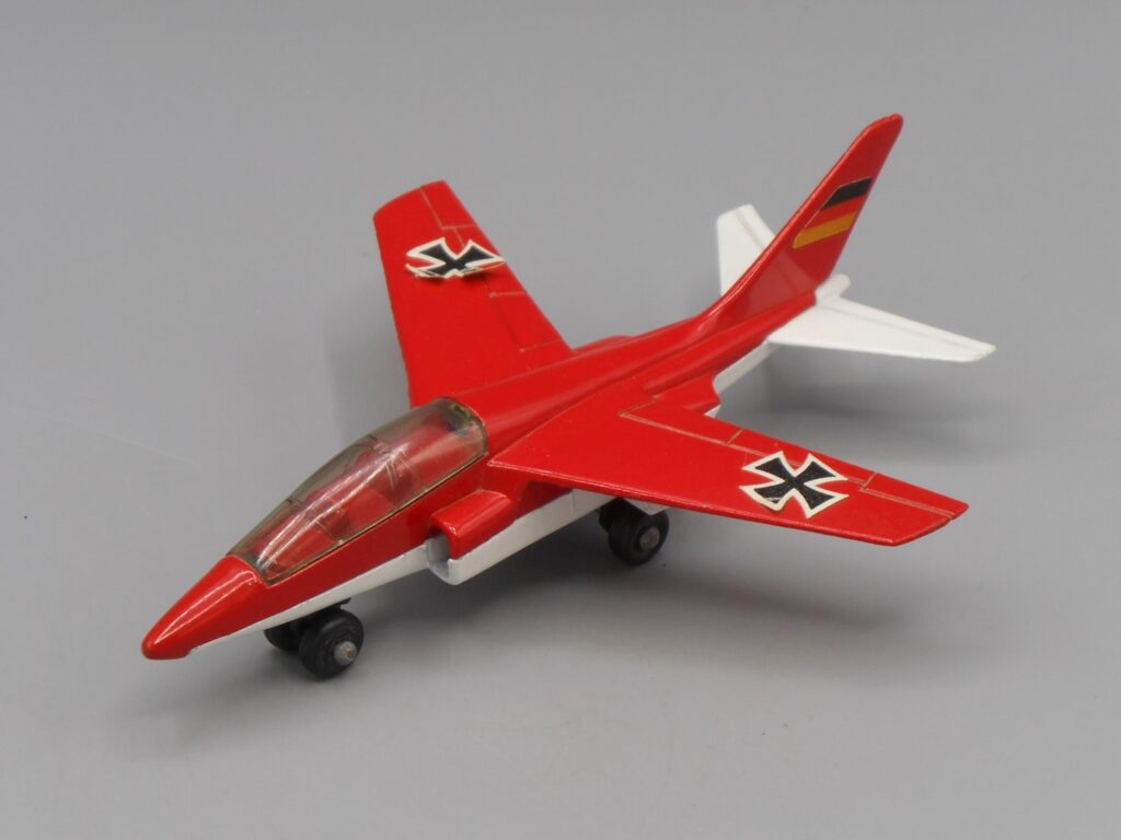 Avion d'attaque Alpha Jet - Matchbox Skybusters SB-11