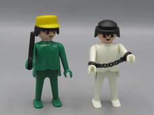 Playmobil - Gardien casquette jaune et prisonnier - Geobra 1974