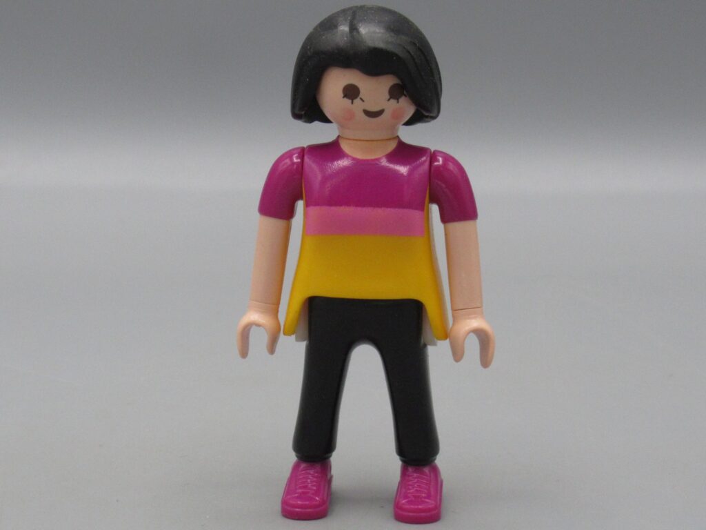 Playmobil - Femme mauve, jaune, noire - Geobra 1992