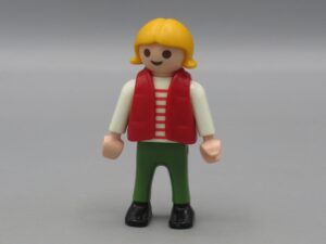Playmobil - Fille veste rouge et pantalon vert - Geobra 1995