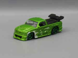 Voiture Super Tuned vert - Hotwheels Mattel 2000