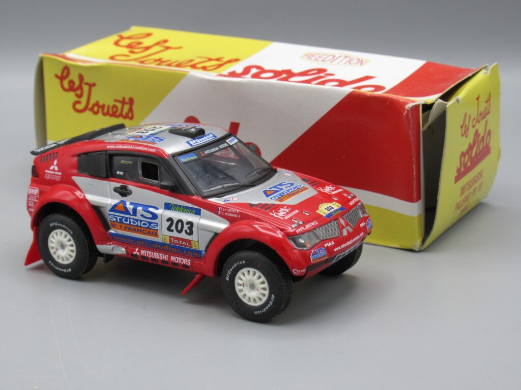 Les Jouets Solido - Mitsubishi Pajero PR 10 2004