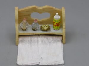 Porte serviette étagère - L'originale Dolls' house - DeAgostini