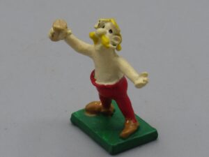 Un convive debout au banquet - Le Village d'Astérix