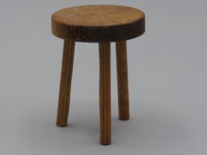 Tabouret bois - Maison de poupée
