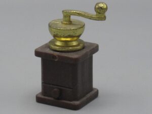 Moulin à café - Maison de poupée