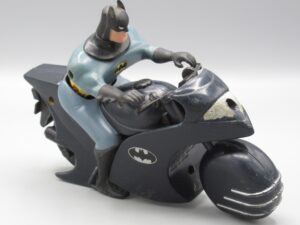 Moto Batman - 1992 DC Comics Inc.