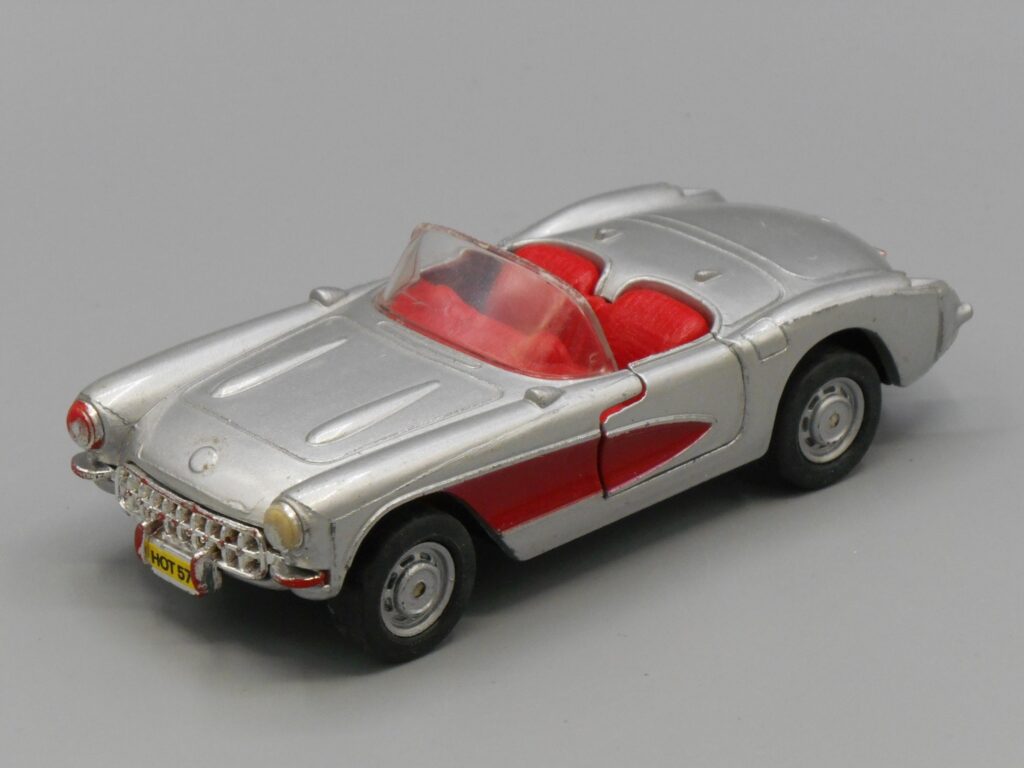 Voiture Chevrolet Corvette 1957 grise - Maisto