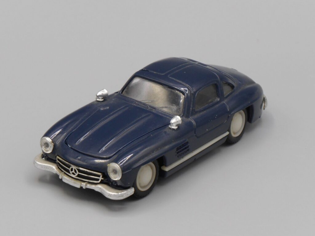 Voiture Mercedes 300SL 1954 - Solido
