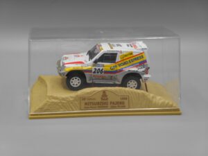 Voiture Mitsubishi Pajero - Dakar 1998 - Norev
