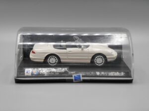 Voiture Alfa Romeo Spider 1989 - NewRay