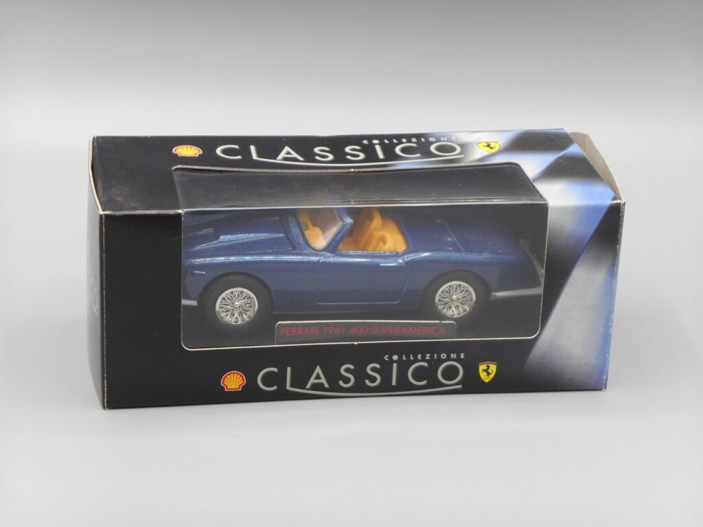 Voiture Ferrari 1961 400 Superamerica - Shell Classico
