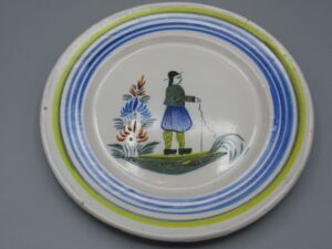 Assiette décorative pêcheur breton - Quimper France