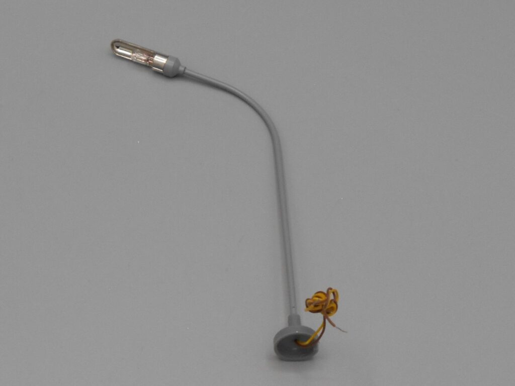 Lampadaire électrique courbé 10 cm 12 volts