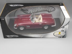 Voiture Ferrari 250 GT California Spider Bordeaux - Hotwheels