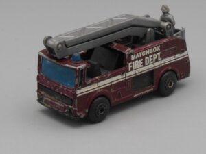 Camion pompier nacelle Snorkel - Matchbox