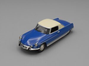 Voiture Citroën DS coupé Le Dandy 1967 - Norev