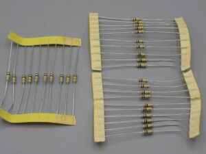 Composants : 30 résistances 100k ohms 1/4w