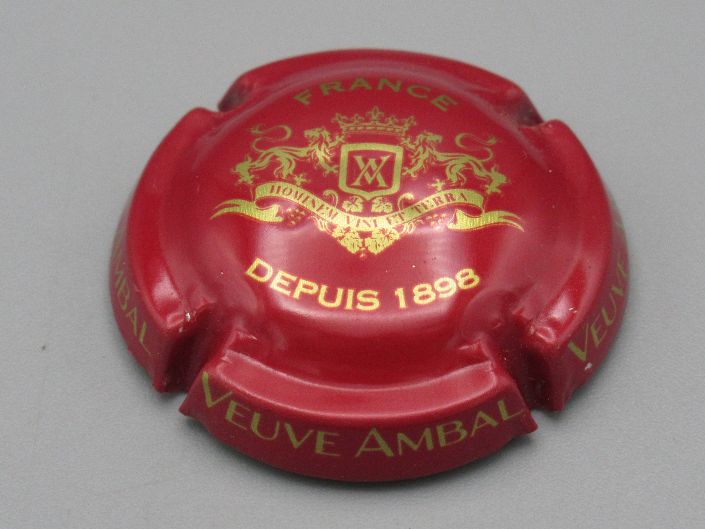 Champagne Veuve Ambal - Muselet rouge mat