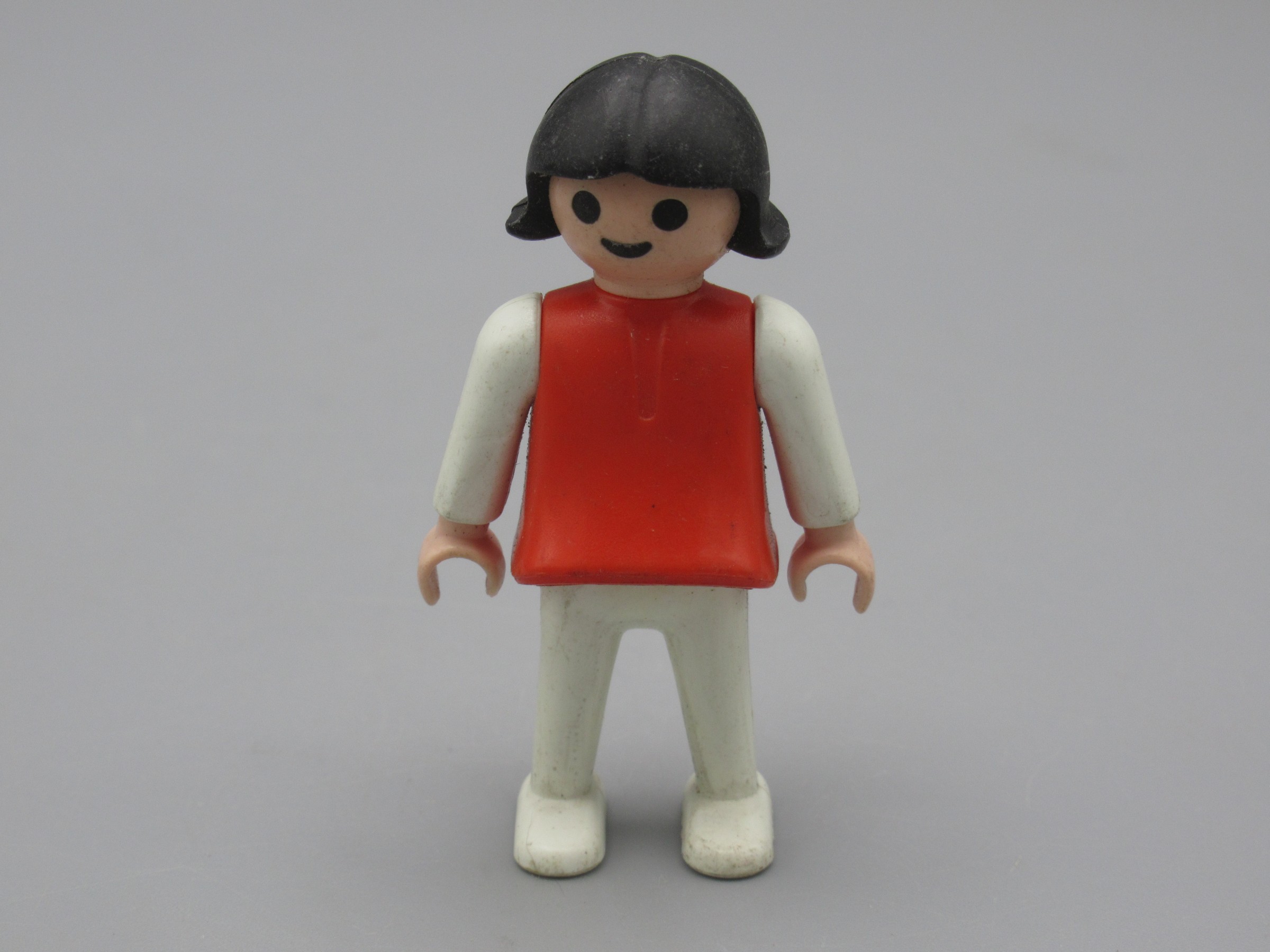 Playmobil - Fille rouge et blanche - Geobra 1981 - Passion-Miniatures