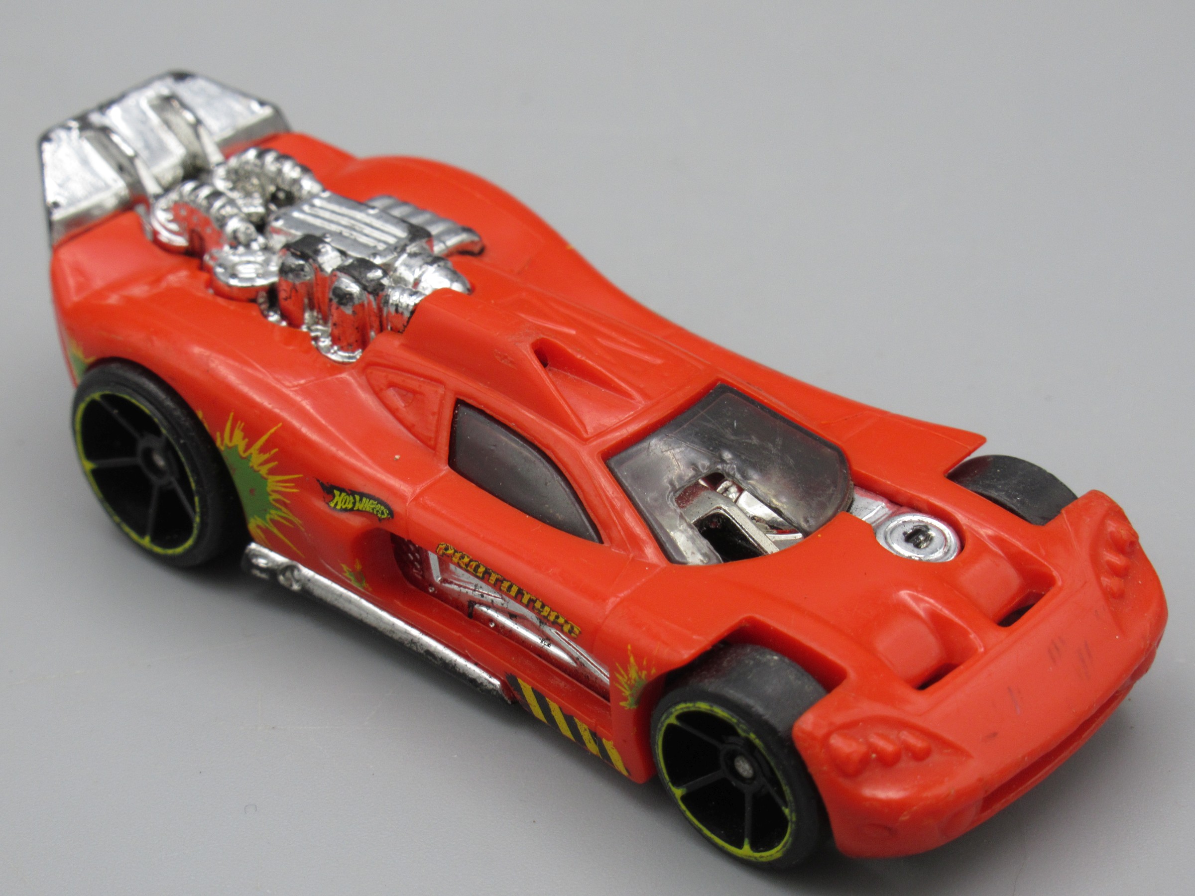 Voiture Spine Buster - Hotwheels Mattel