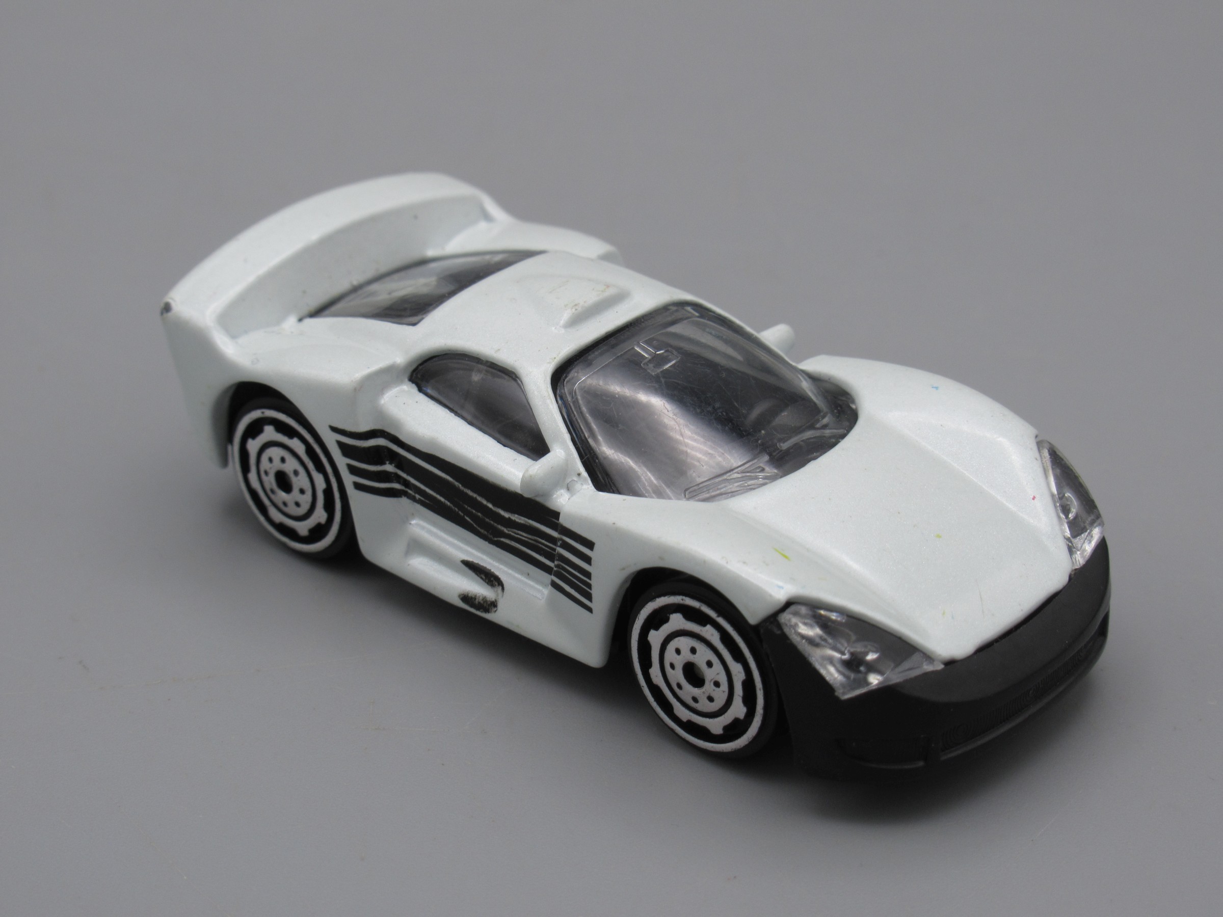 Voiture TM-3B blanche - Teamsterz
