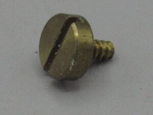 Vis à tête plate fendue pour fixation attelage - Jouef