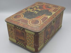 Coffret métal motifs géométriques