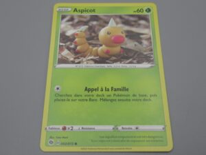 Pokemon Aspicot - Base - 002/073 Rond - 2020
