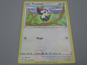 Pokemon Picassaut - Base - 143/185 Rond - 2020