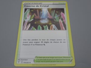 Pokemon Stade Caverne de Cristal - 144/203 Losange - 2021