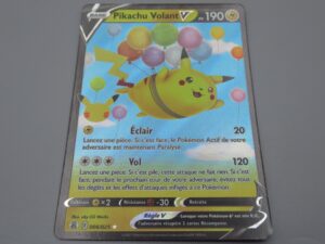 Pokemon Pikachu Volant V Holo - Base 006/025 Etoile brill. 2021