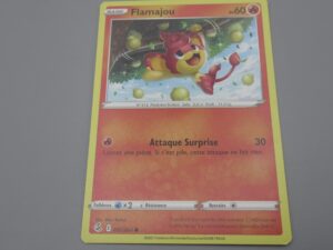 Pokemon Flamajou - Base - 037/264 Rond - 2021