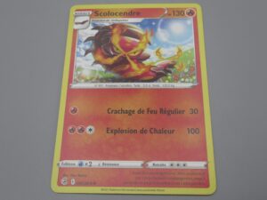 Pokemon Scolocendre - Niveau 1 - 049/264 Losange - 2021