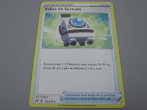 Pokemon Objet Valise Secours - 142/159 Losange - 2023