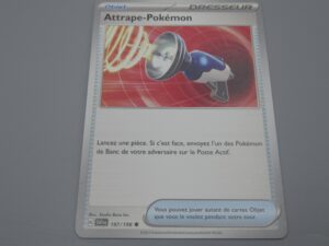 Pokemon Objet Attrape-Pokémon - 187/198 Rond - 2023