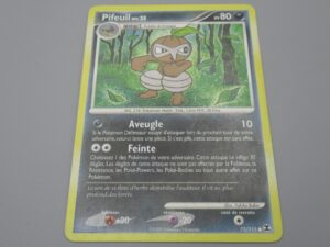 Pokemon Pifeuil niv.25 - Niveau 1 - 75/111 Rond - 2009