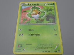 Pokemon Larveyette - Base - 4/98 Rond - 2011