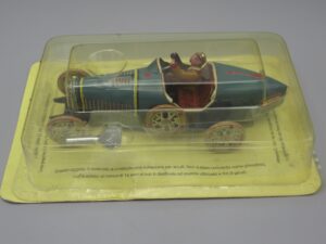 Jouets en fer-blanc 01 - Voiture Bugatti 1930 - Fabbri