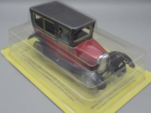 Jouets en fer-blanc 05 - Taxi 1923 - Fabbri