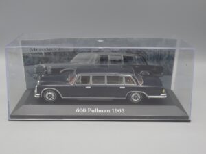 Voiture Mercedes-Benz 600 Pullman 1963
