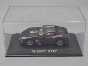 Voiture Peugeot 907 noire