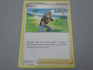 Pokemon Supporter Bastien - 131/198 Losange - 2021